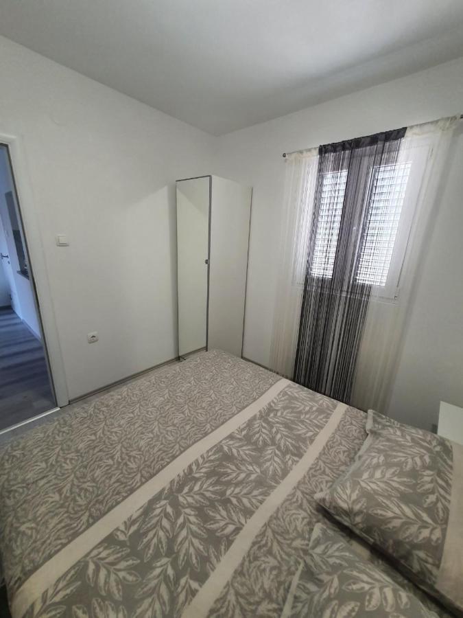 Apartments Nemcic 2 Нин Екстериор снимка